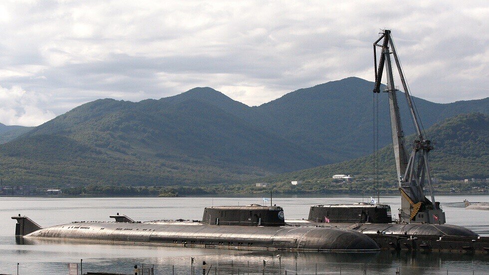 صحيفة صينية: غواصة "أومسك " الروسية أقوى سلاح لتدمير حاملات الطائرات