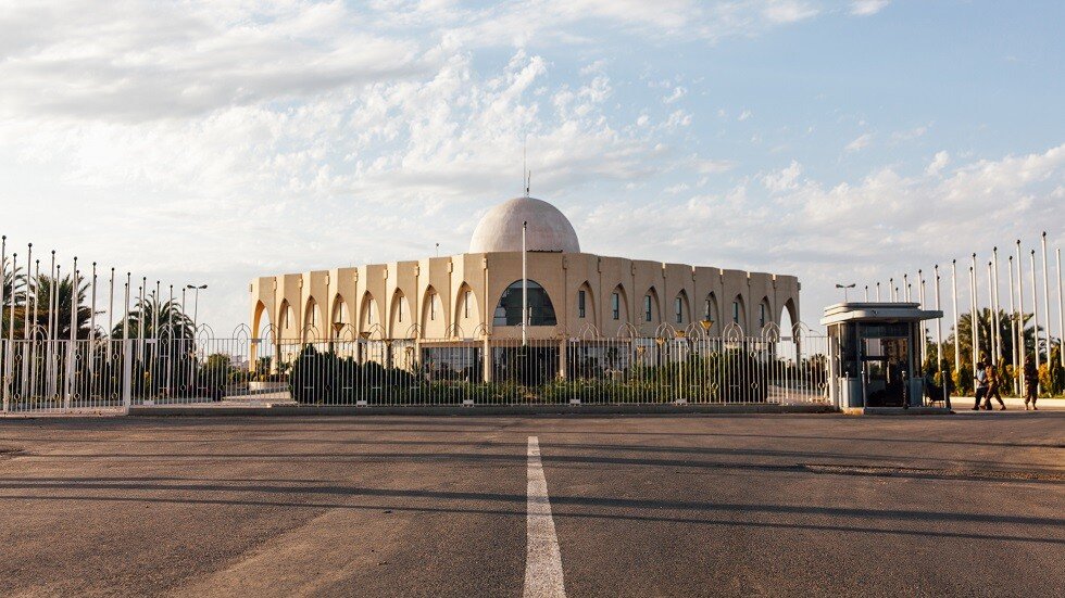 حزب موريتاني يحذر الحكومة من التراخي في مواجهة 