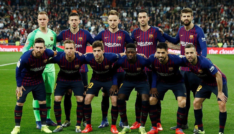 رسميا.. برشلونة يكشف قائمة لاعبيه لدوري أبطال أوروبا