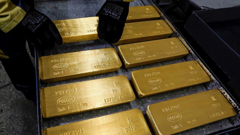 روسيا تضيف 12 طنا من الذهب إلى خزائنها