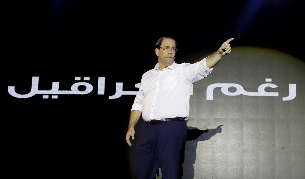 توتر يرافق جولات يوسف الشاهد خلال حملاته الانتخابية في ولايات تونس