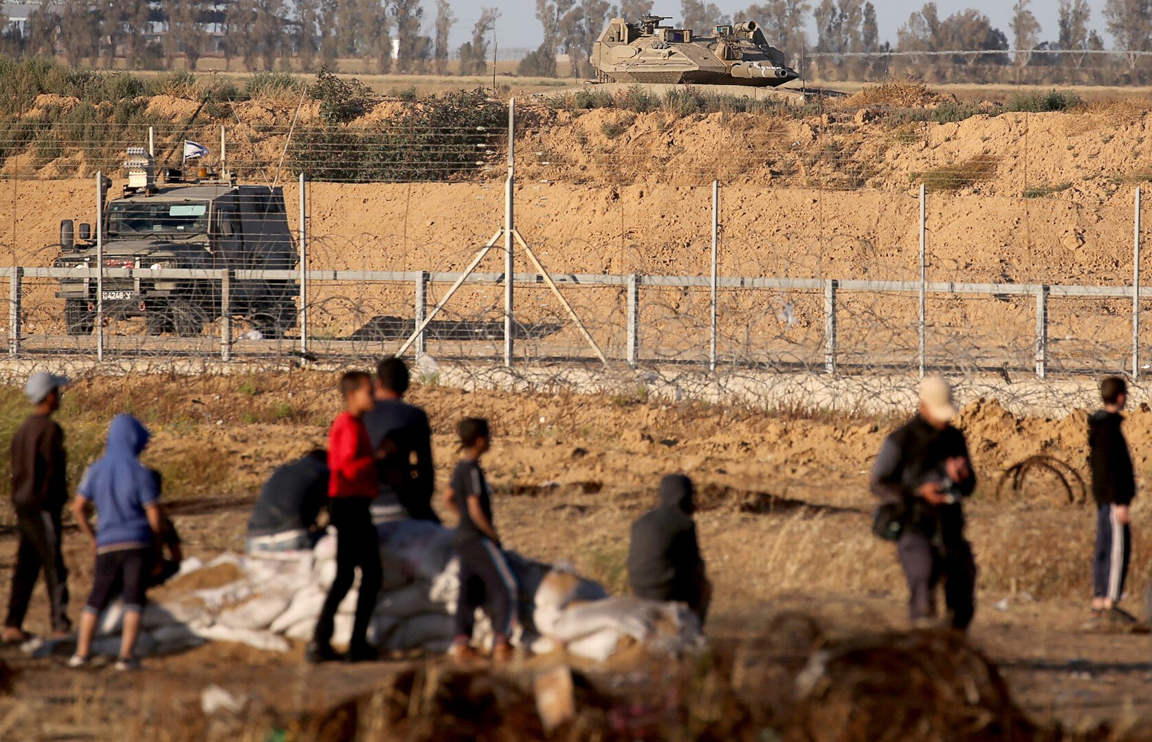 الجيش الإسرائيلي: إطلاق صافرات الإنذار في البلدات والمستوطنات المحاذية لقطاع غزة