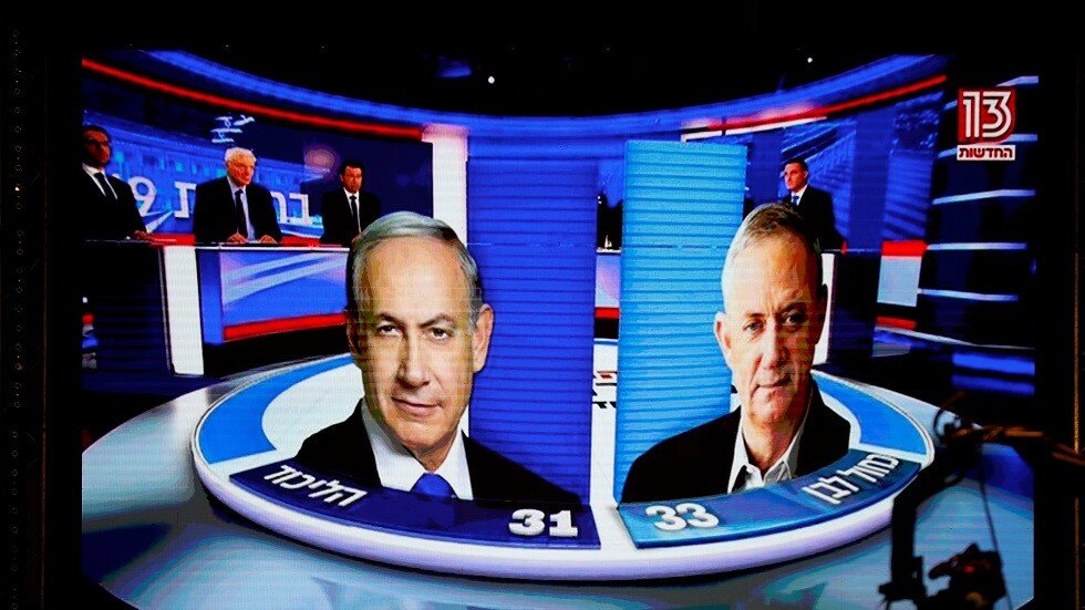استطلاعات: تقارب النتائج بين غانتس ونتنياهو في الانتخابات الإسرائيلية
