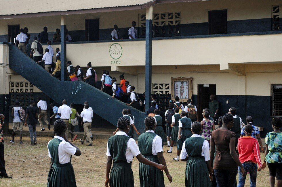 مقتل 30 طفلا على الأقل بحريق مدرسة في ليبيريا