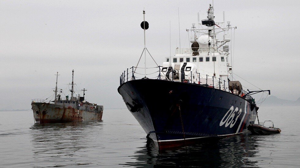 الأمن الروسي: احتجاز 161 كوريا شماليا مارسوا الصيد الجائر في بحر اليابان