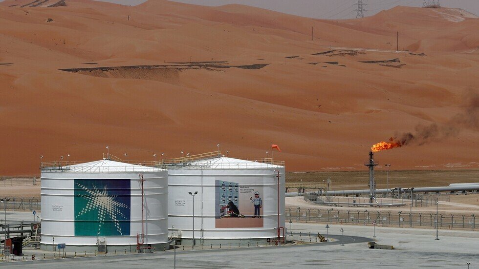 لماذا لم تستغل الولايات المتحدة الفرصة وتعوض السعودية في سوق النفط؟