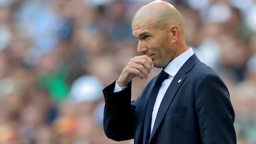 جماهير ريال مدريد تطالب بإقالة 