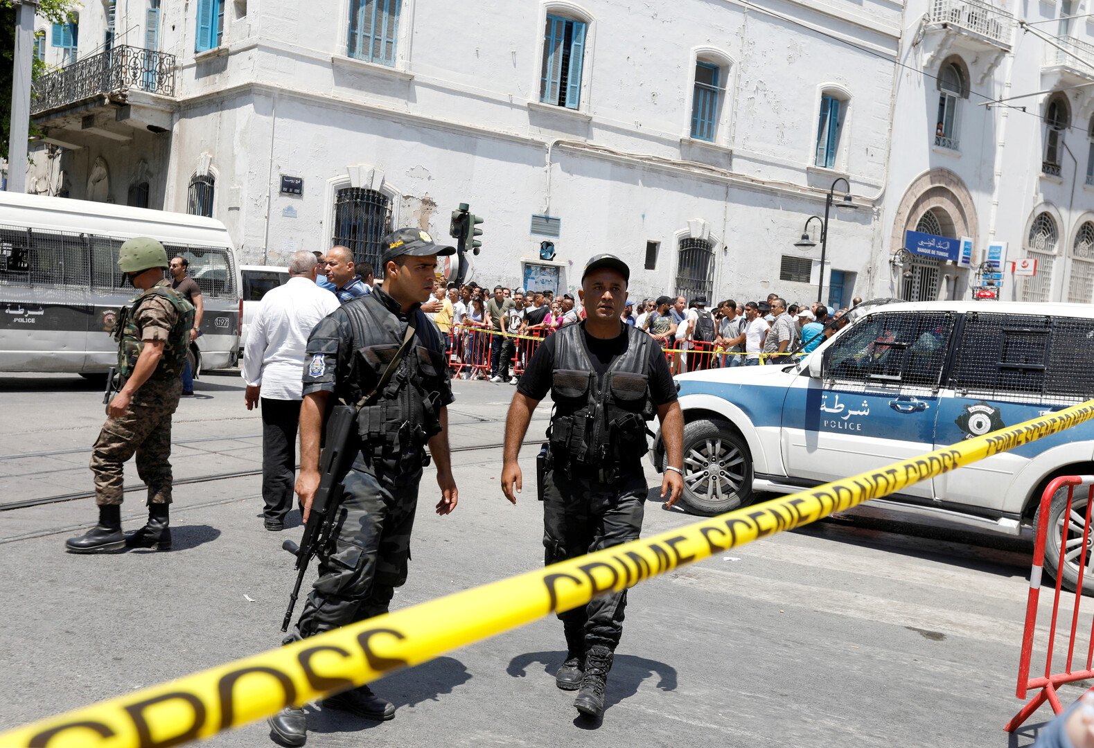 مقتل رجل أمن تونسي والاعتداء على عسكري بعد عملية طعن