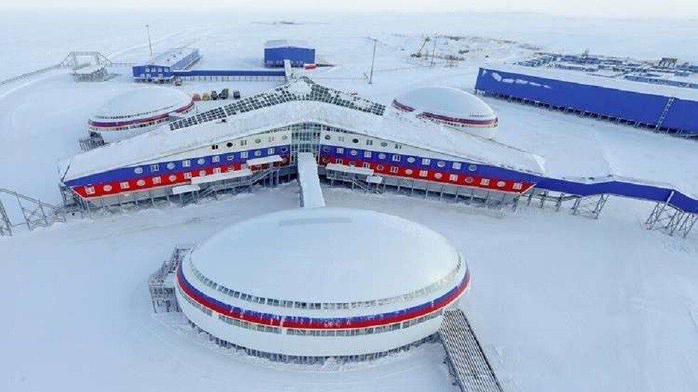 ممثلون عن 15 دولة يصلون روسيا لحضور اجتماع بشأن أمن القطب الشمالي