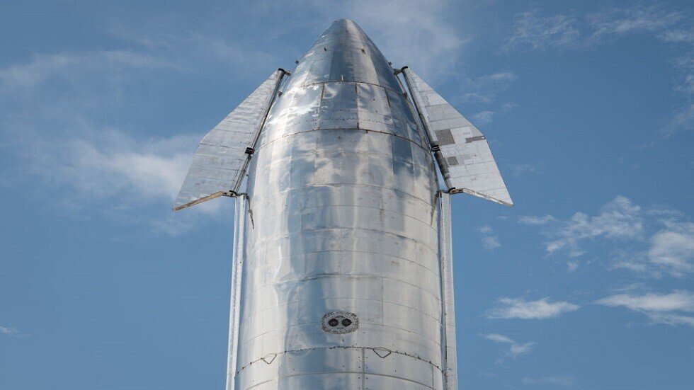 إيلون موسك ينشر أول فيديو من داخل مركبة المريخ المأهولة