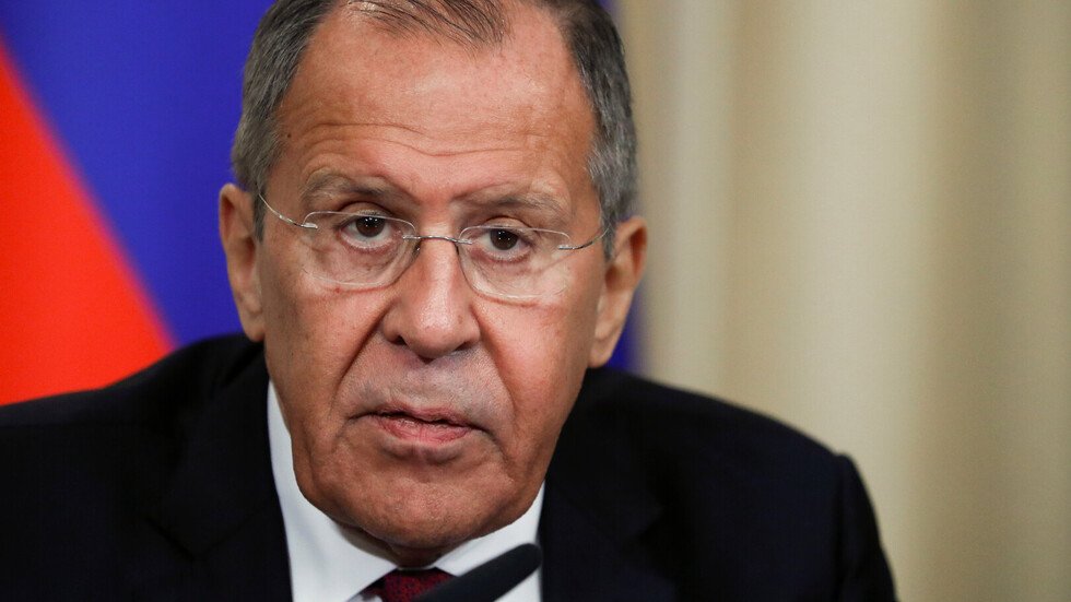 لافروف:  السياسة الأمريكية في منطقة الخليج ترفع  خطر اندلاع مواجهة عسكرية