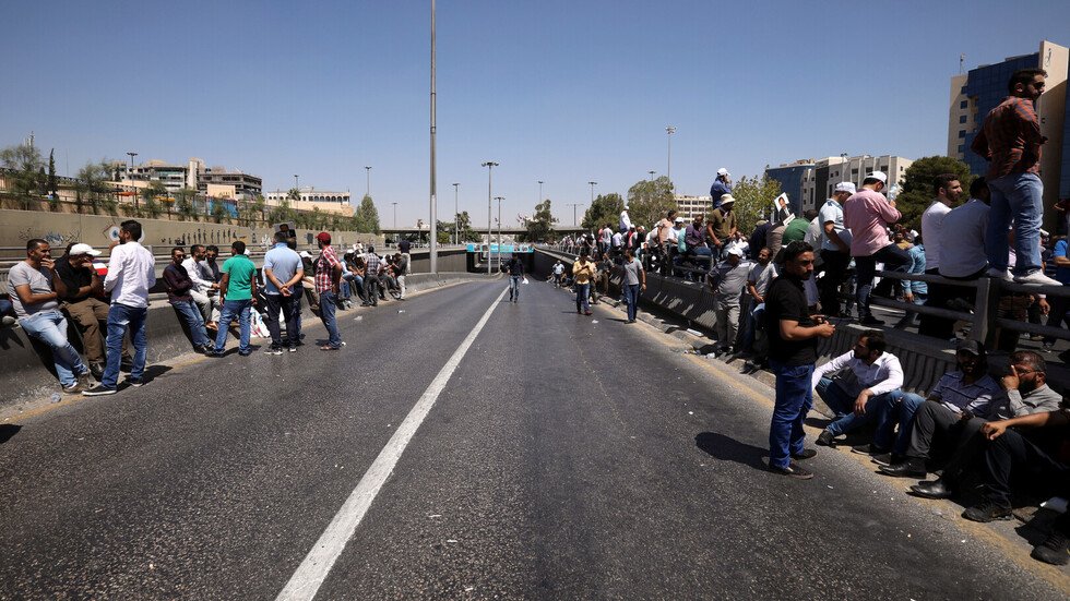 نقابة المعلمين الأردنيين: الأهالي لم يرسلوا أبناءهم إلى المدارس!