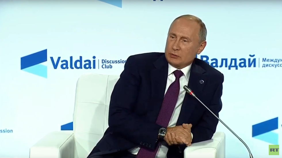 بوتين: السعودية وإيران تواجهان تحديات مشتركة وندعوهما لعدم استخدام سوريا كمنصة للصراع