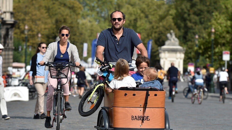 تريدون شراء طفل؟ في بروكسل سوق لمؤجرات أرحامهن من أجل الأزواج المثليين