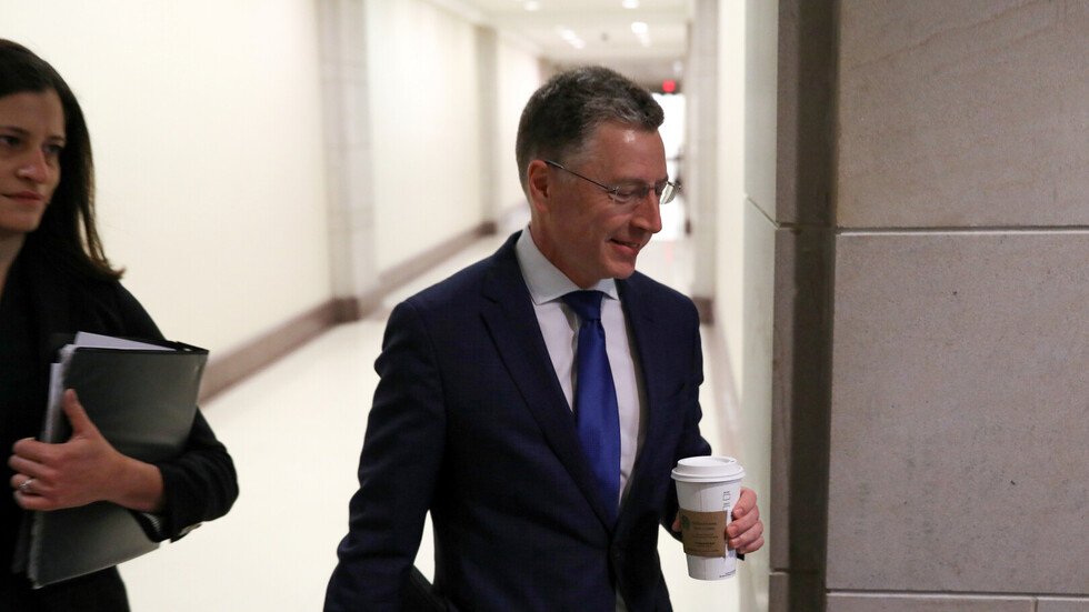 بالوثائق.. إدارة ترامب حثت زيلينسكي على التحقيق مع نجل بايدن لقاء زيارة واشنطن