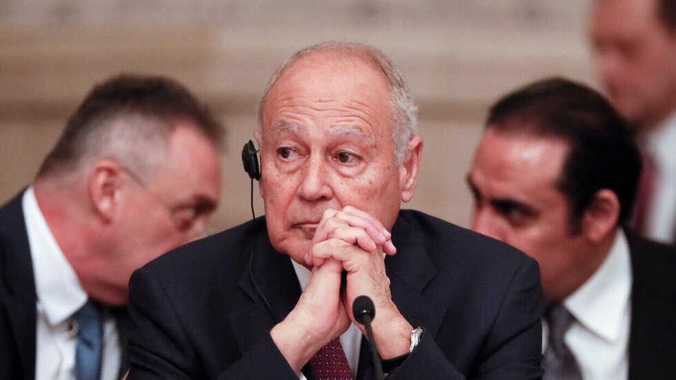 أبو الغيط قلق من تطورات الأوضاع في العراق