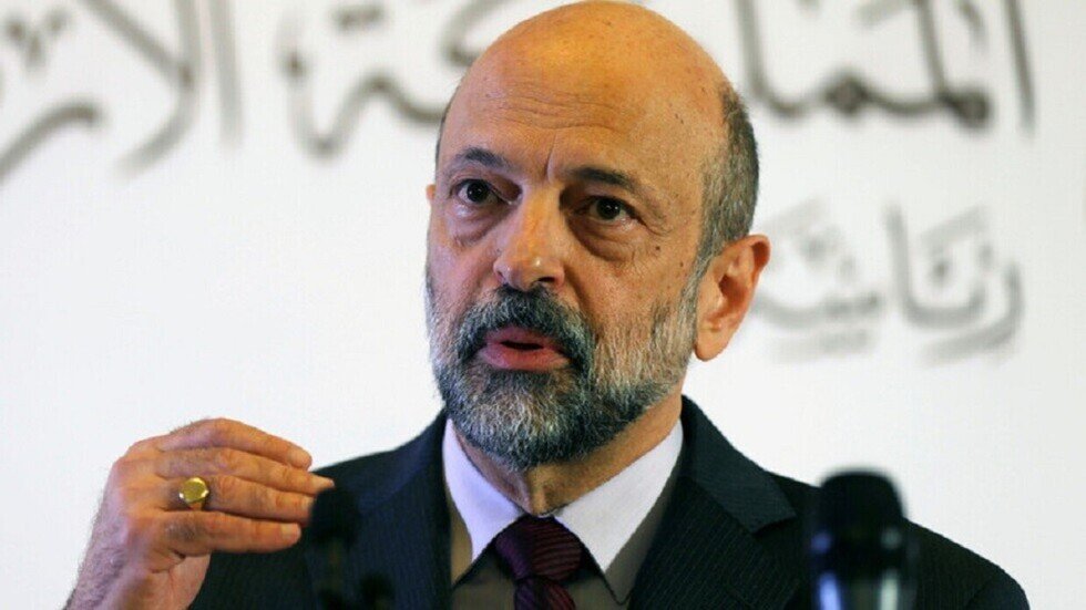 الحكومة الأردنية تعتذر للمعلمين في عيدهم العالمي