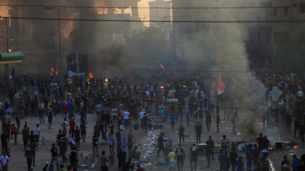 مستشار المرشد الإيراني: أحداث العراق هدفها إخافة الناس