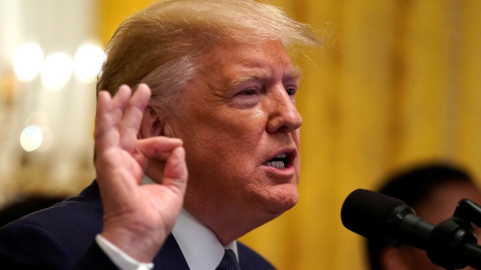 ترامب يفاجئ الجميع بـ