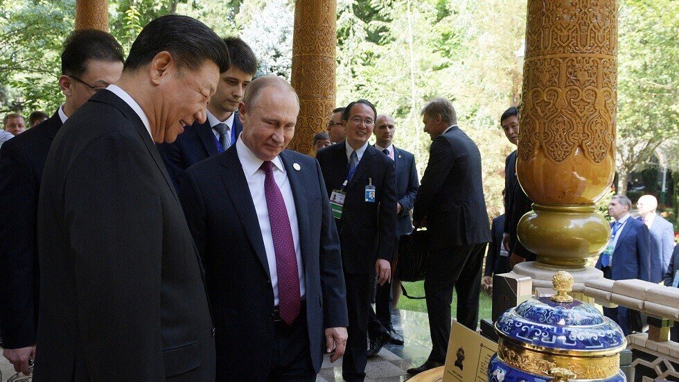 إلامَ يقود قرار موسكو مساعدة بكين؟