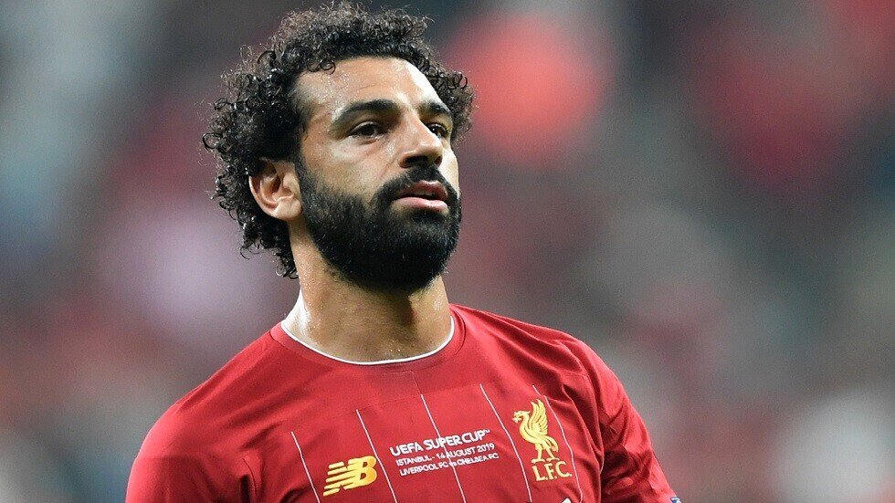 صلاح ومانشستر يونايتد يتضامنان مع لبنان