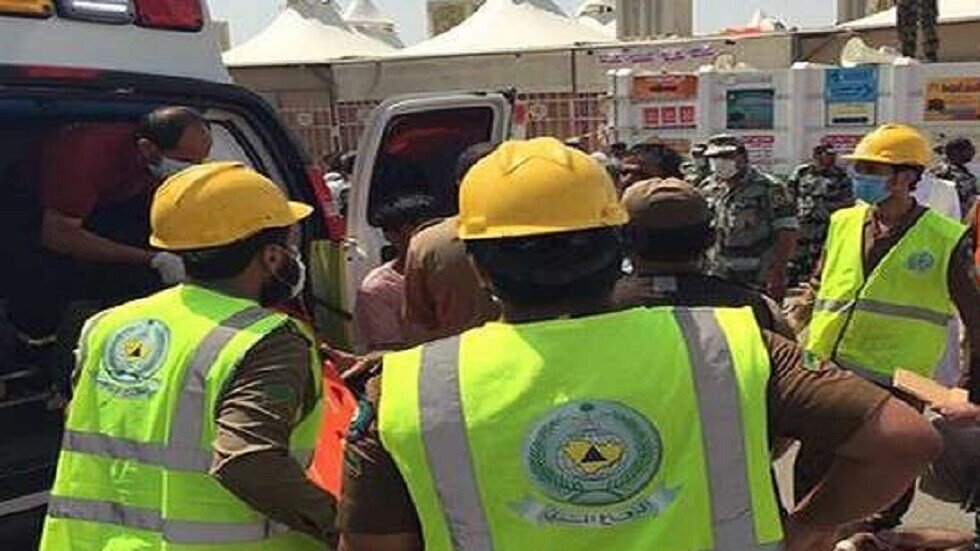 لحظة إنقاذ عامل في السعودية سقط في بئر ارتوازية بعمق 400 متر