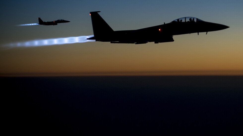 القوات الأمريكية تدمر مستودعا لذخيرتها وعتادها شمالي سوريا