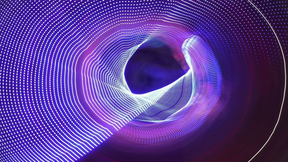 مادة مبتكرة لإخفاء الأجسام قد تستخدم عسكريا يوما ما (فيديو)