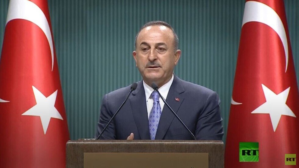 وزير الخارجية التركي: أكدنا خلال الاجتماع مع بينس على وحدة الأراضي السورية