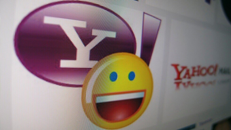 هل تزيل "ياهو" مجموعاتها الشهيرة للمناقشة على الإنترنت؟