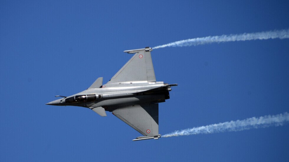 تقرير روسي يكشف امتلاك مصر صواريخ وقنابل في مقاتلات قادرة على قصف مبان خرسانية ضخمة