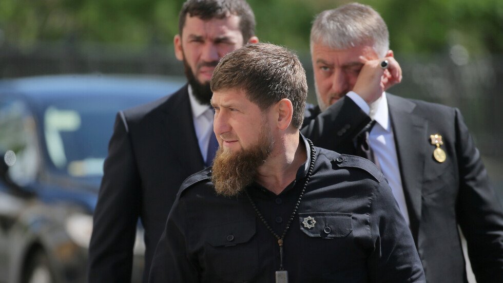 قديروف يعد الإرهابيين العائدين من سوريا بمكان في المقبرة