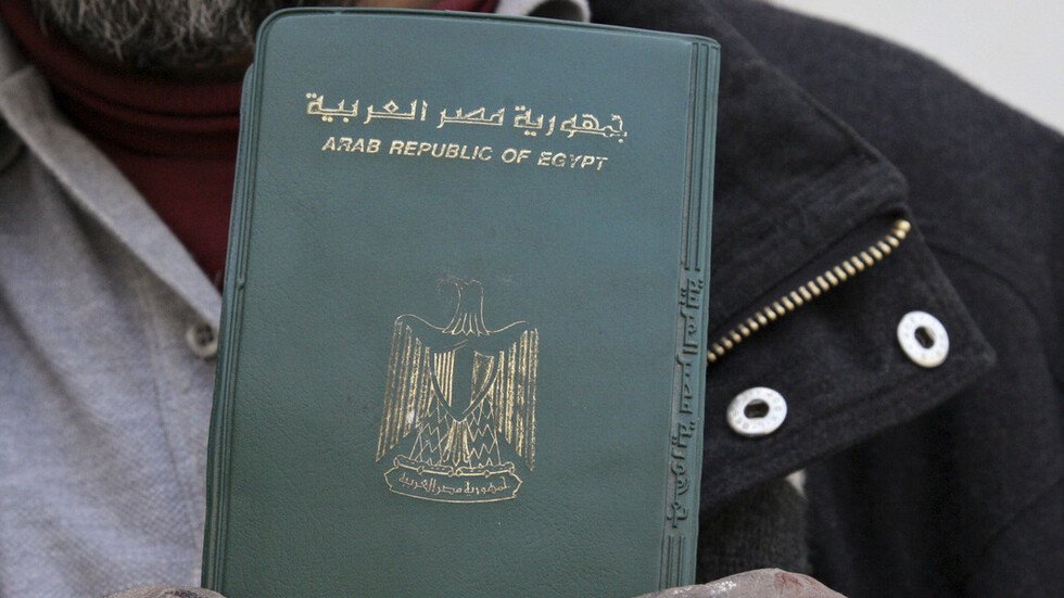 إعادة الجنسية المصرية لـ 13 مواطنا والموافقة على تجنيس 22 آخرين بجنسيات أخرى