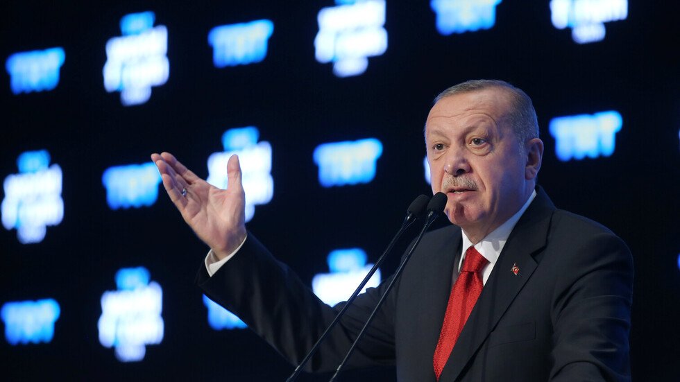 أردوغان يتوعد واشنطن قبيل توجهه إلى روسيا