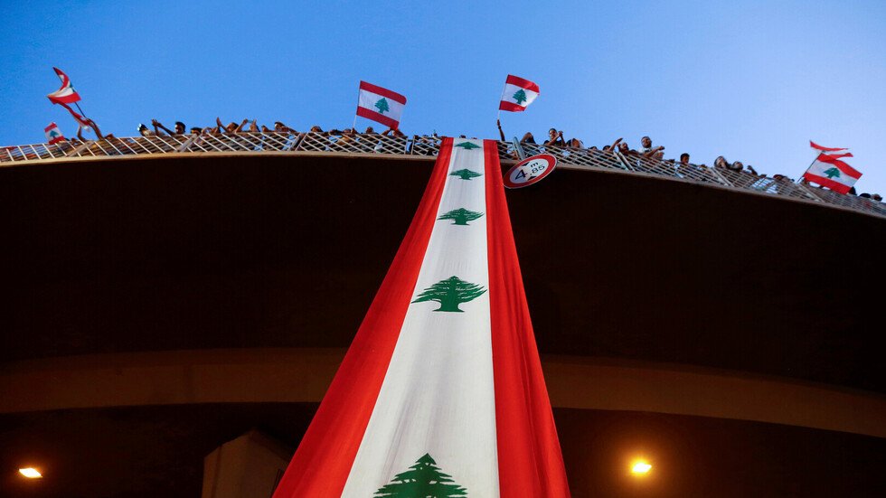 إقالة مديرة الوكالة الوطنية للإعلام في لبنان تثير جدلا