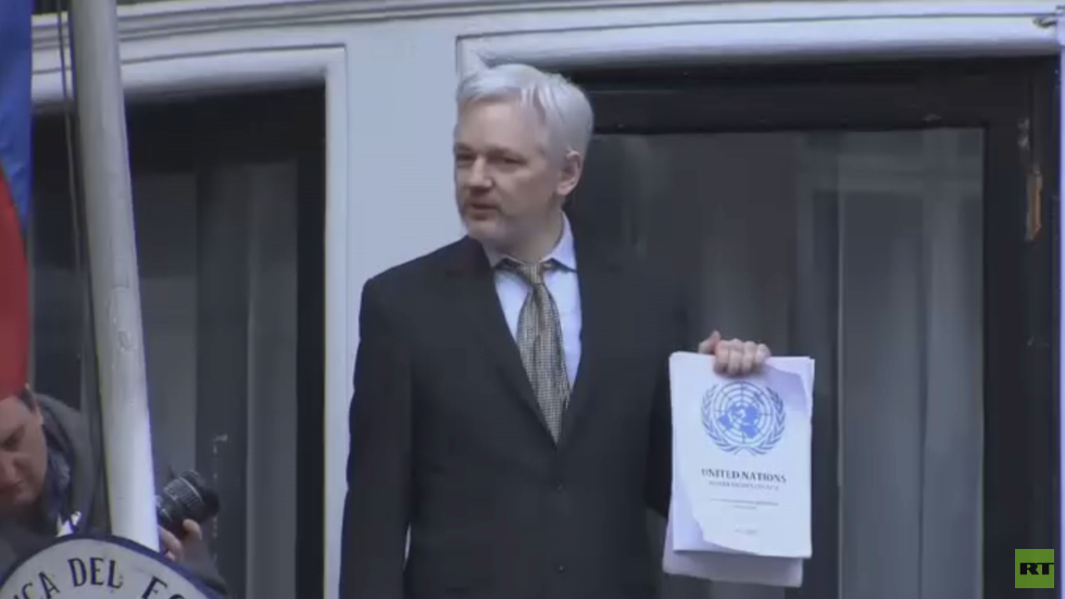 بريطانيا.. رفض تأجيل البت في تسليم أسانج