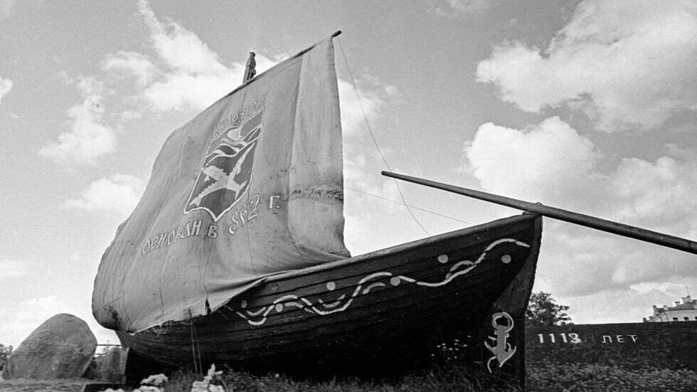 العثور على مركب قديم في قعر نهر الفولغا