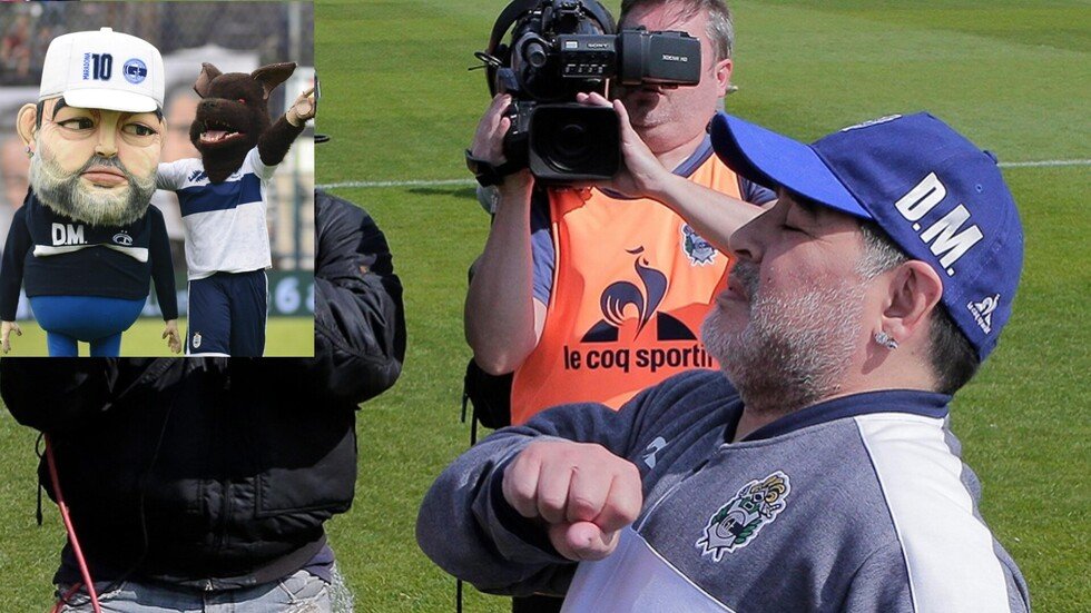 بالصور.. سخرية من تميمة مارادونا 