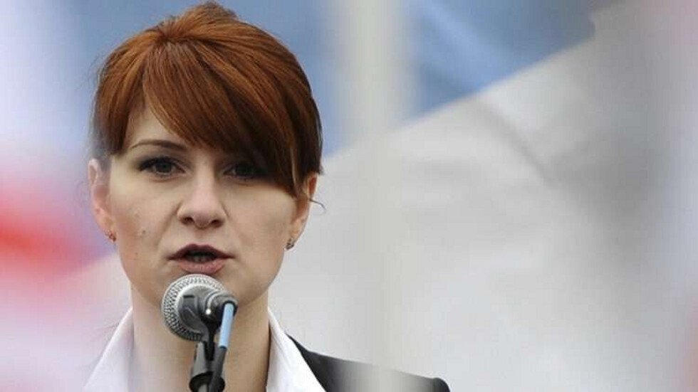 عودة الروسية بوتينا إلى بلادها بعد احتجازها عامين في الولايات المتحدة