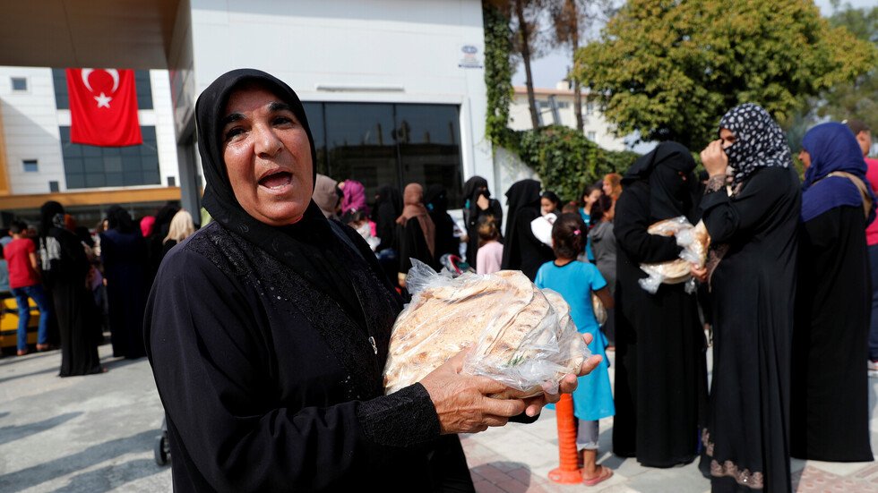 العفو الدولية: تركيا ترحّل اللاجئين السوريين إلى 