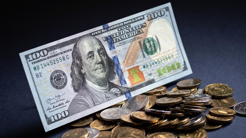 لأول مرة في عامين.. المركزي الروسي يخفض سعر الفائدة بـ0.5%