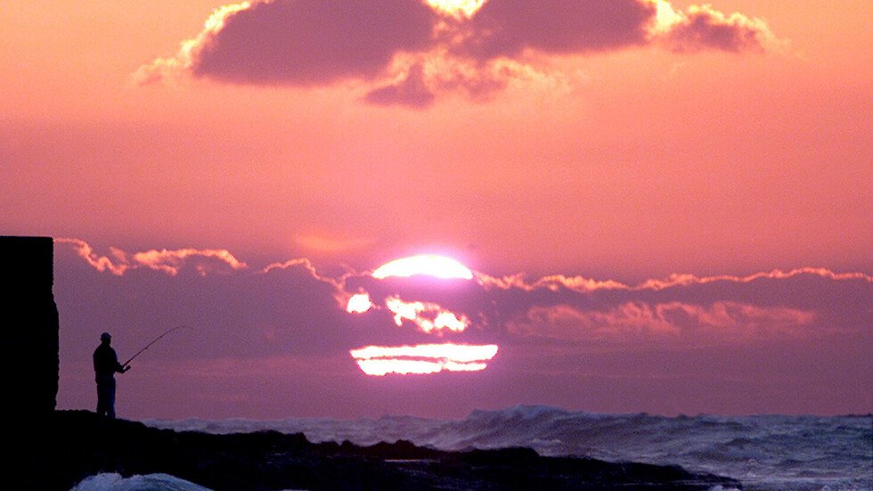 مصر.. رفع حالة الطوارئ ووقف جميع الرحلات السياحية بسبب سوء الأحوال الجوية