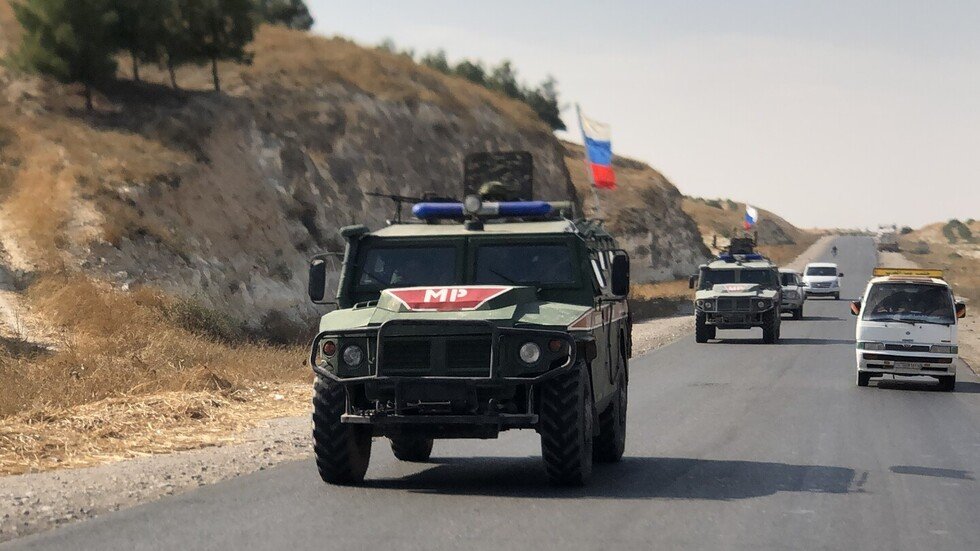 الشرطة العسكرية الروسية تدشن مسارا جديدا لدورياتها على الحدود السورية التركية