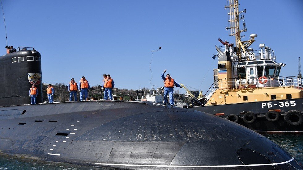 الشروع ببناء غواصتين  جديدتين في بطرسبورغ