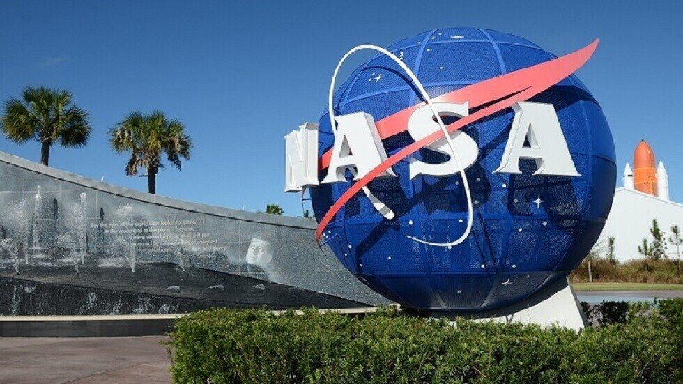 ناسا تنشر صورة جميلة للمحطة الفضائية الدولية وهي تتسلل أمام الشمس