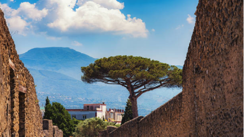 خزنة غامضة في بومبي تكشف أسرار جريمة عمرها 2000 عام