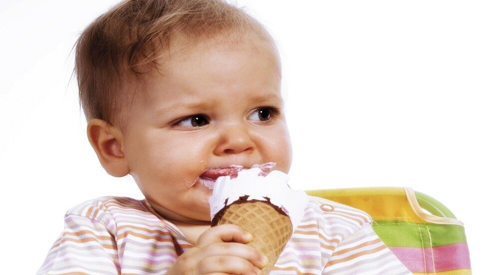 دحض شائعة خطورة الآيس كريم مع نزلات البرد