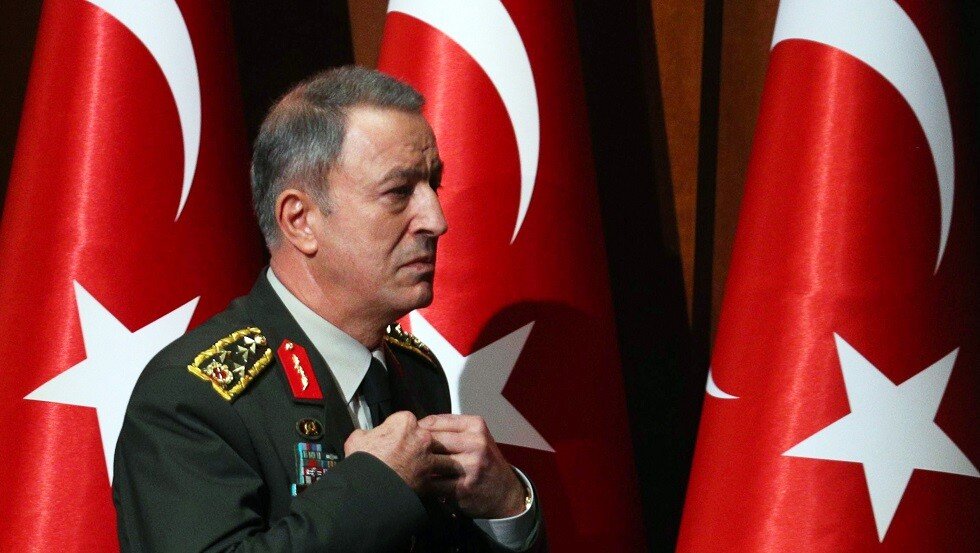 وزير الدفاع التركي يدعو لتسريع إنشاء 