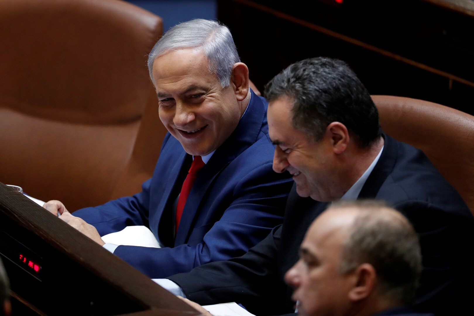 إسرائيل تؤكد رسميا طرحها مبادرة 