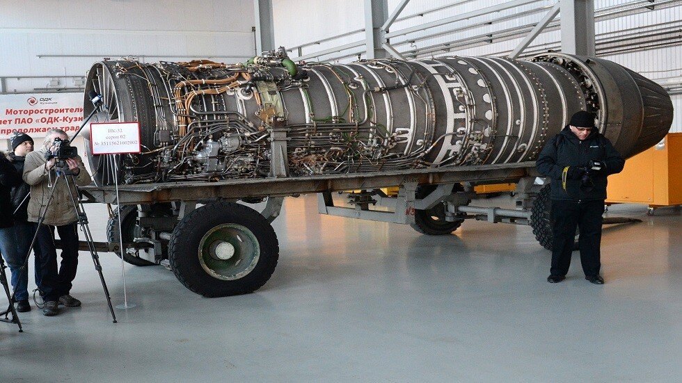 طائرة استراتيجية روسية مطورة تزود بمحرك جديد